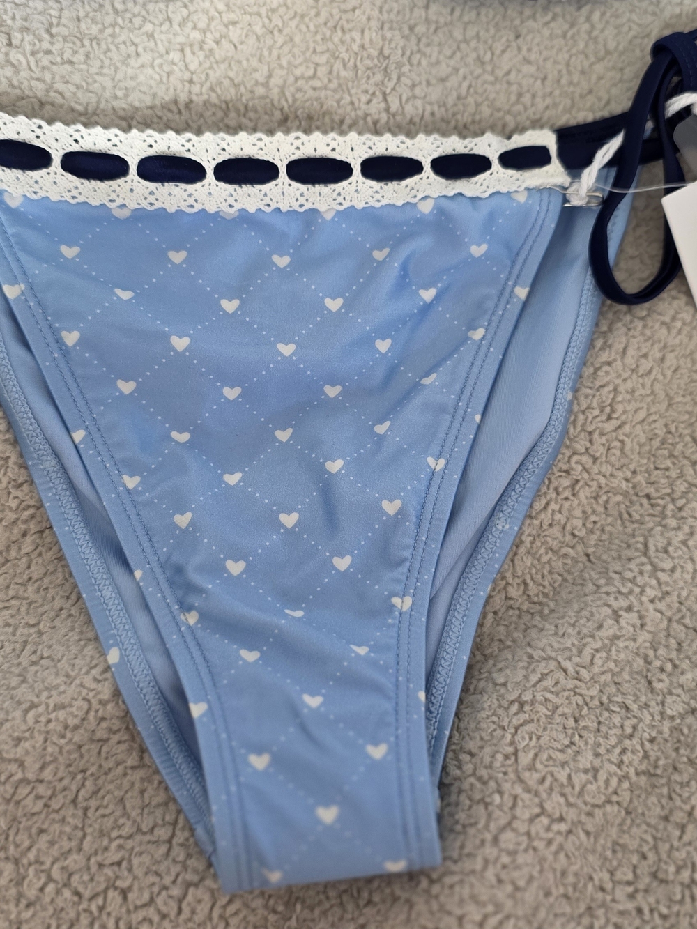 NWT Forever 21 Blue Heart Print Triangle Bikini with Navy Ties Top XL / Btm M - Picture 2 of 6